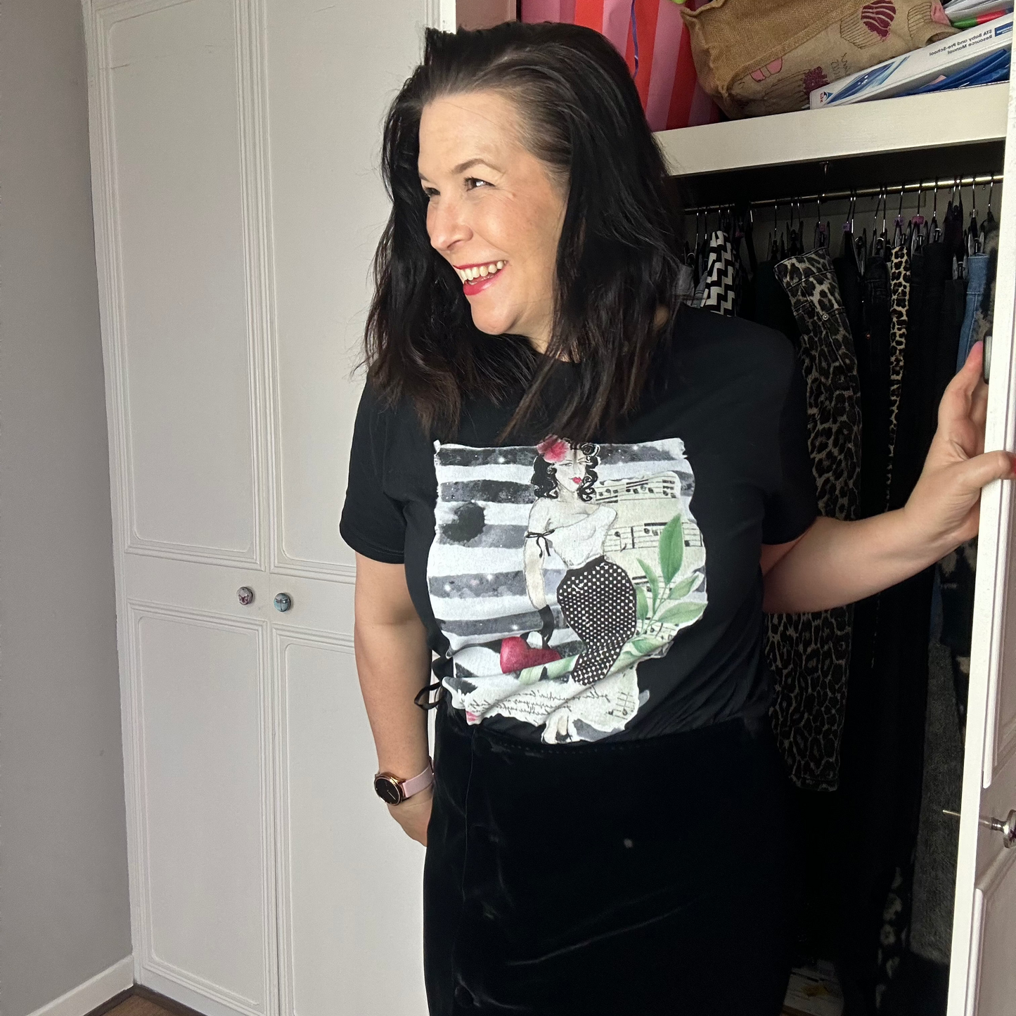 VINTAGE CHIC WOMENS GRAPHIC T-SHIRT SCRAPBOOK PRINT £23